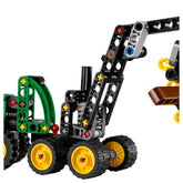 LEGO - Technic John Deere 1470H Raderntegerät - Konstruktionsspielzeug