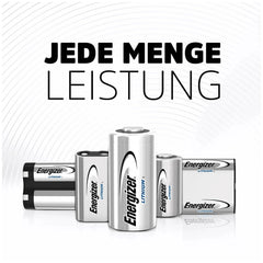 Energizer CR2 lithium camera battery pack with three metallic batteries, glossy white packaging, and "JEDE MENGE LEISTUNG" te