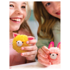 4M - KidzMaker - Mach dein eigenes Pom Pom - Basteln - 5+ - 4M04760