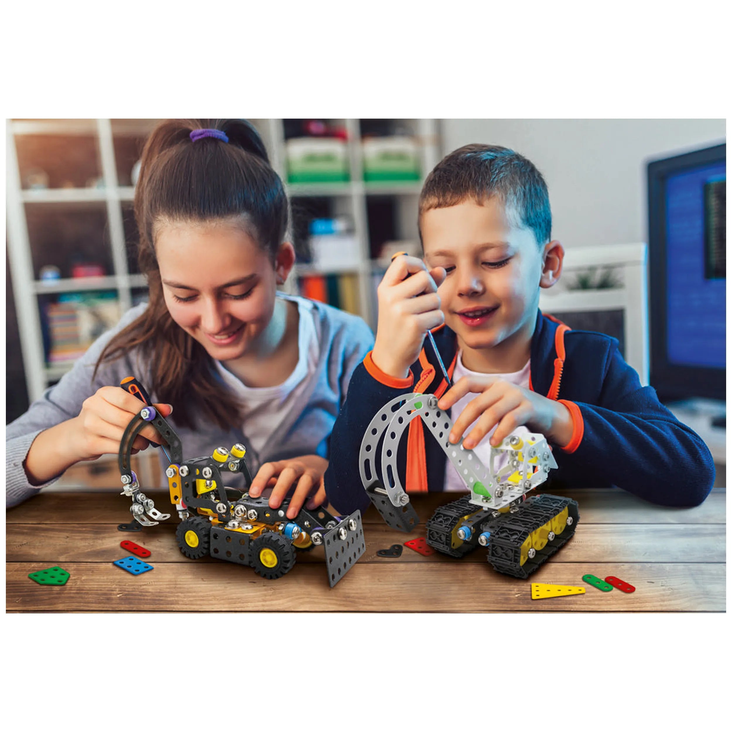 Children assembling the Alexander Constructor Jay Ruspa set with colorful metal and plastic pieces at a table.