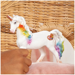 Schleich - Bayala - Rainbow Love Unicorn Mare - Action & Toy Figures - 70726