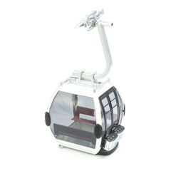 Jagerndorfer Gondel Omega IV 8 Black 1:32 model features glossy white plastic, a matte interior, and a single red seat.